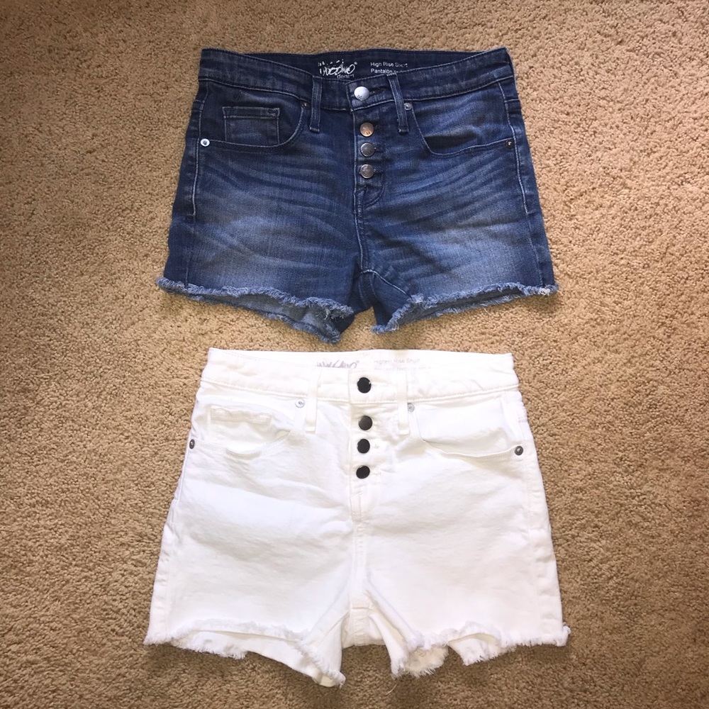 ⭐️BUNDLE JEAN SHORTS⭐️